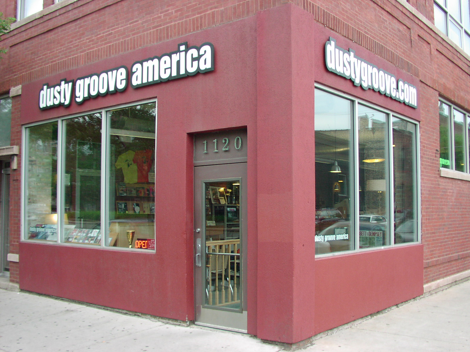 Dusty Groove America