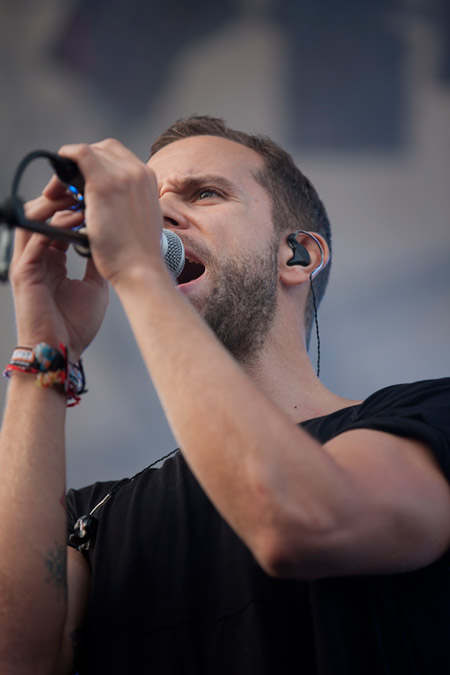 M83