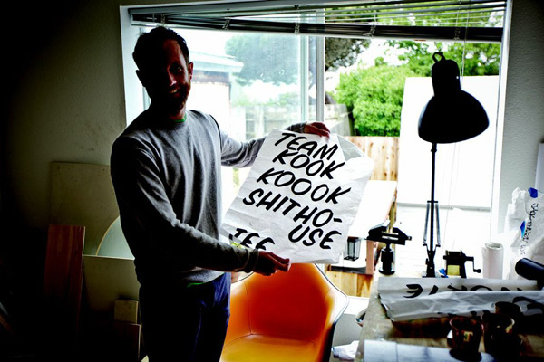 Jeff Canham in Sign Painters