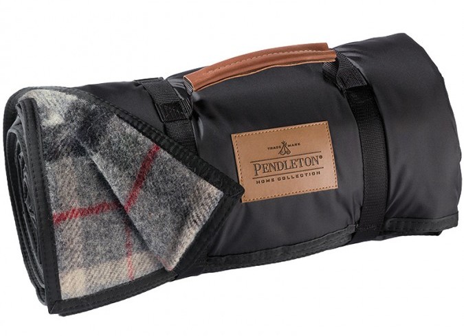 Pendleton Roll-Up Blanket